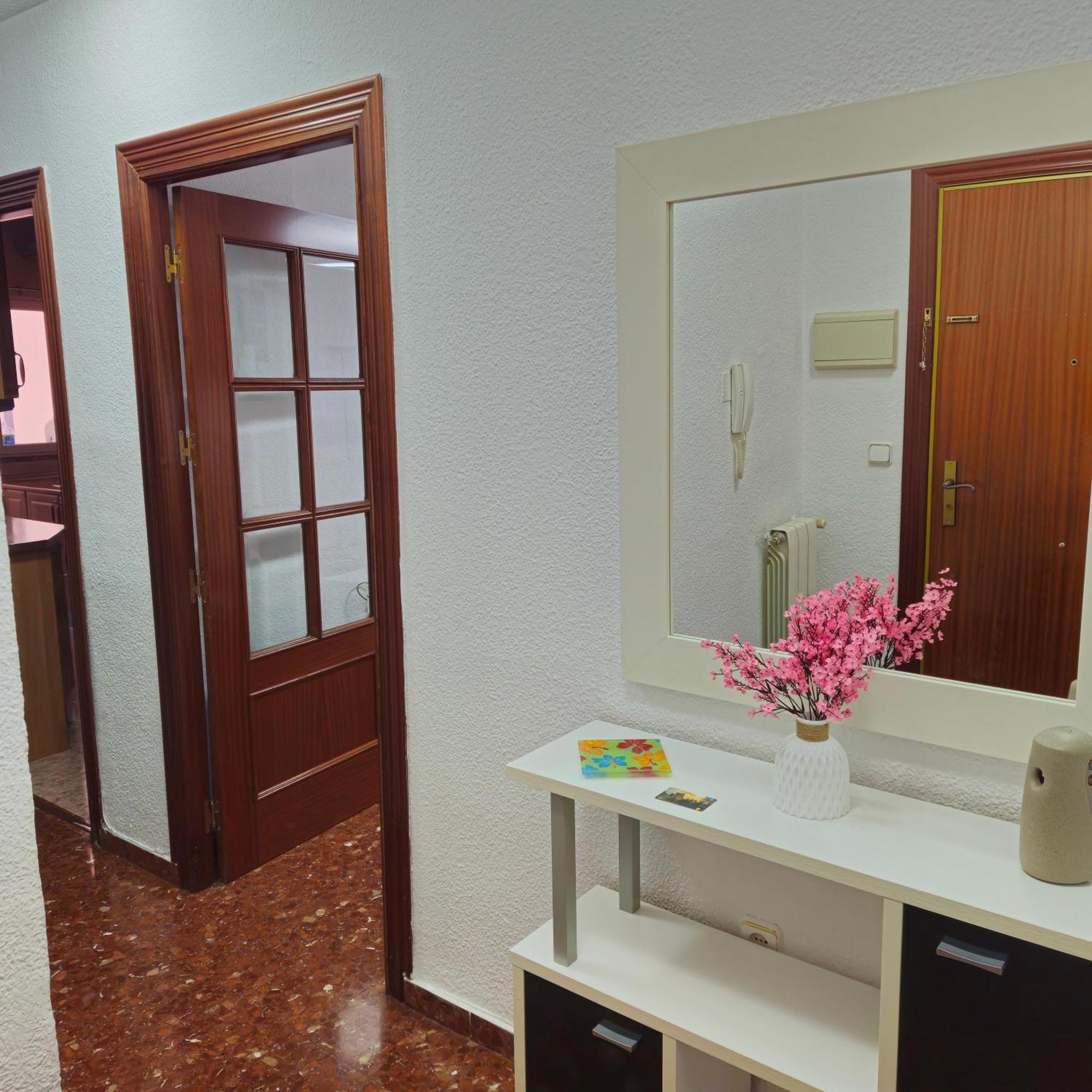 Piso Granada 3 Dormitorios Y Parking Privado Ngoại thất bức ảnh